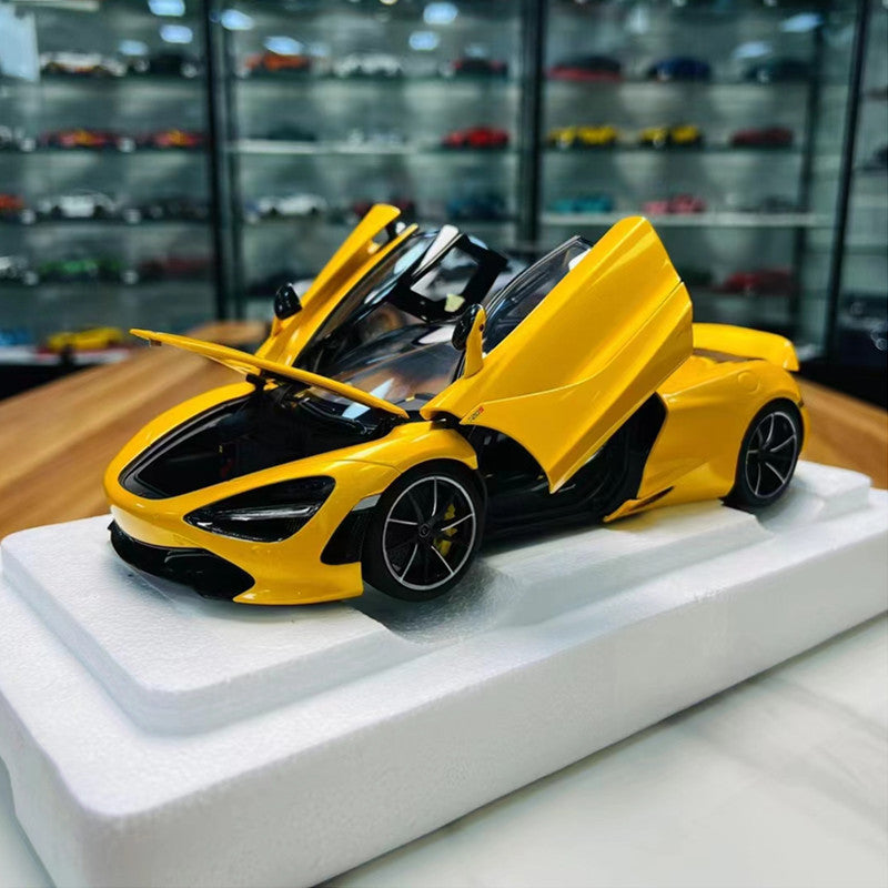 1:18 720S McLaren yellow car model