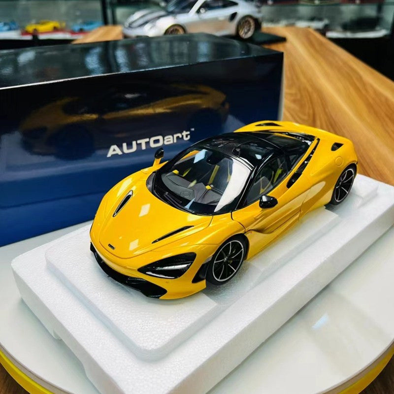 1:18 720S McLaren yellow car model