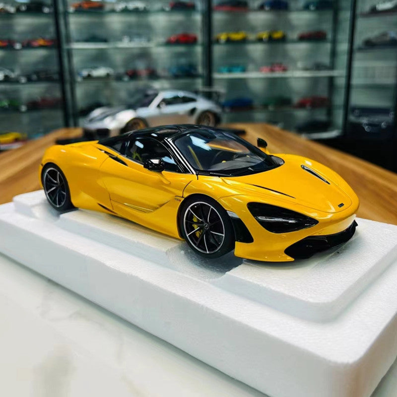 1:18 720S McLaren yellow car model