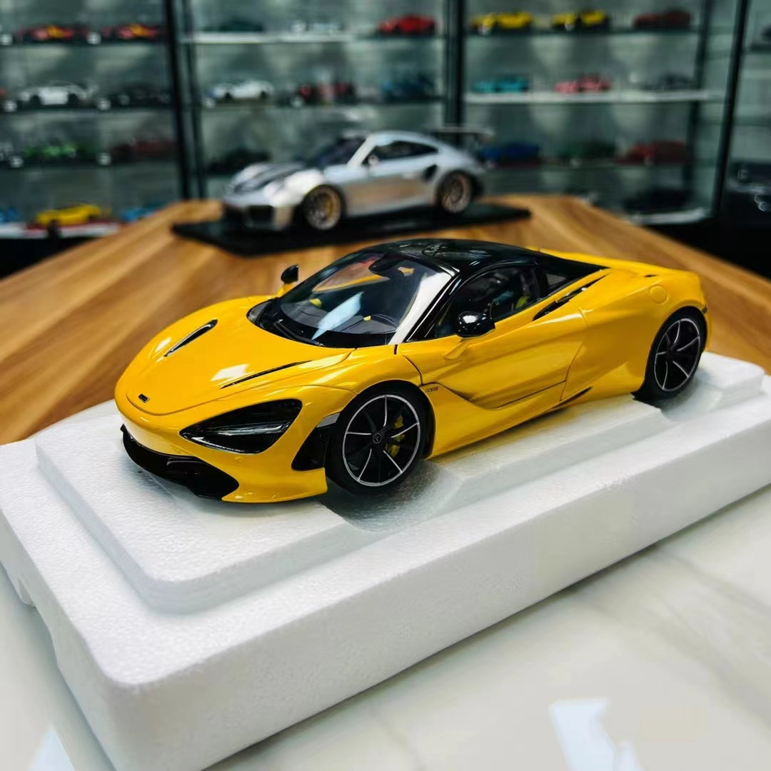 1:18 720S McLaren yellow car model