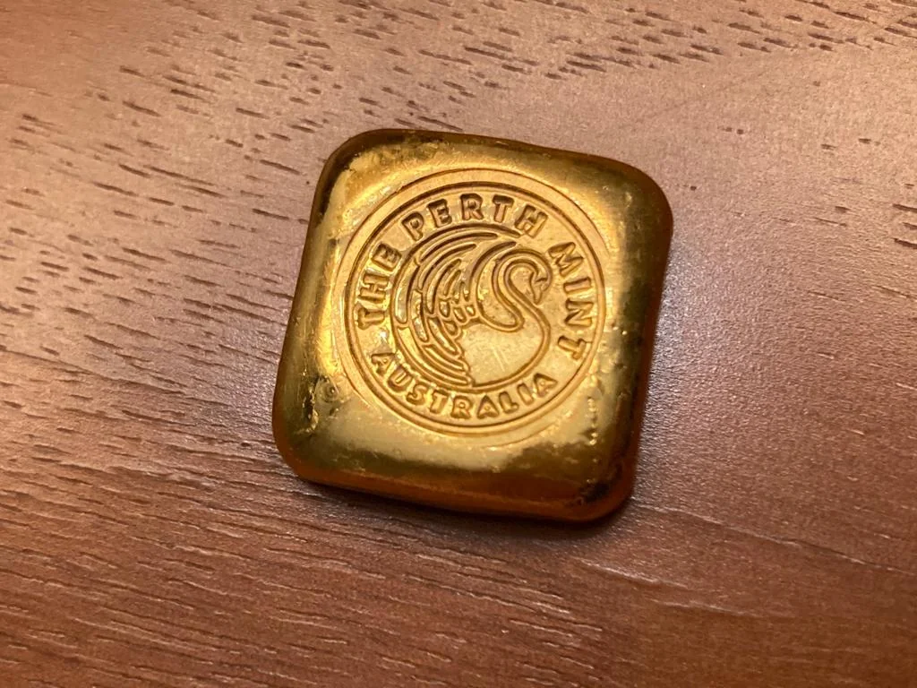 The Perth Mint 1oz Gold Cast Bar