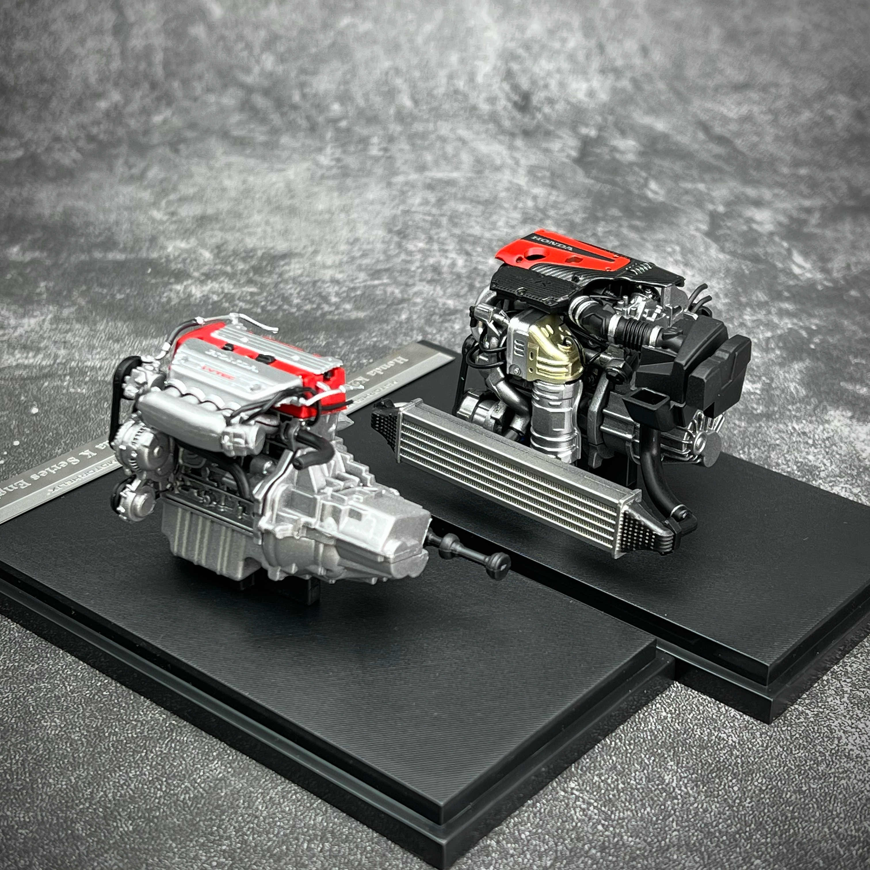 MH 2024 HEC Exhibition Limited Edition 1/18 Scale Engine Car Model
