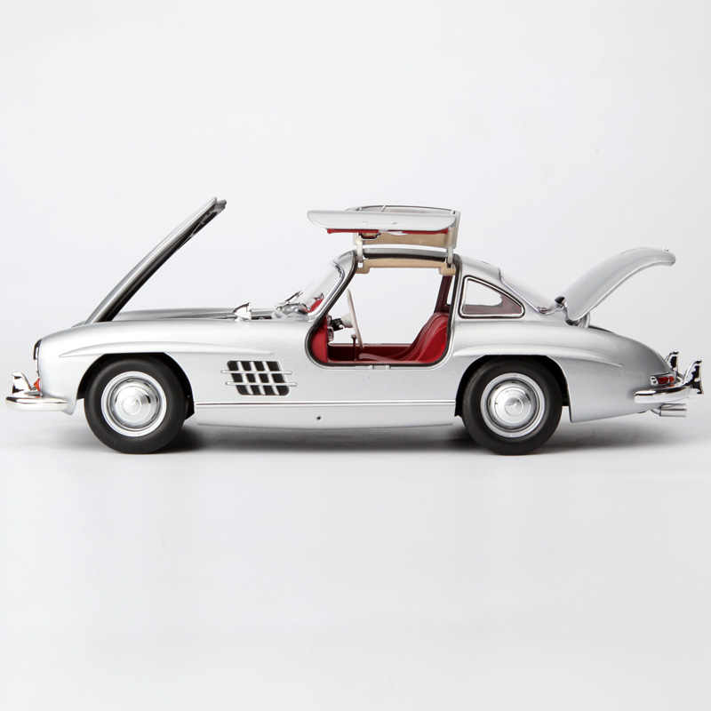 1:24 300SL Alloy Car Model