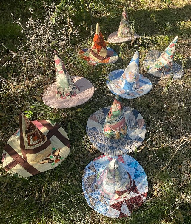 DIGITAL ☾ Quilt Witch Hat Pattern ☾ 663e