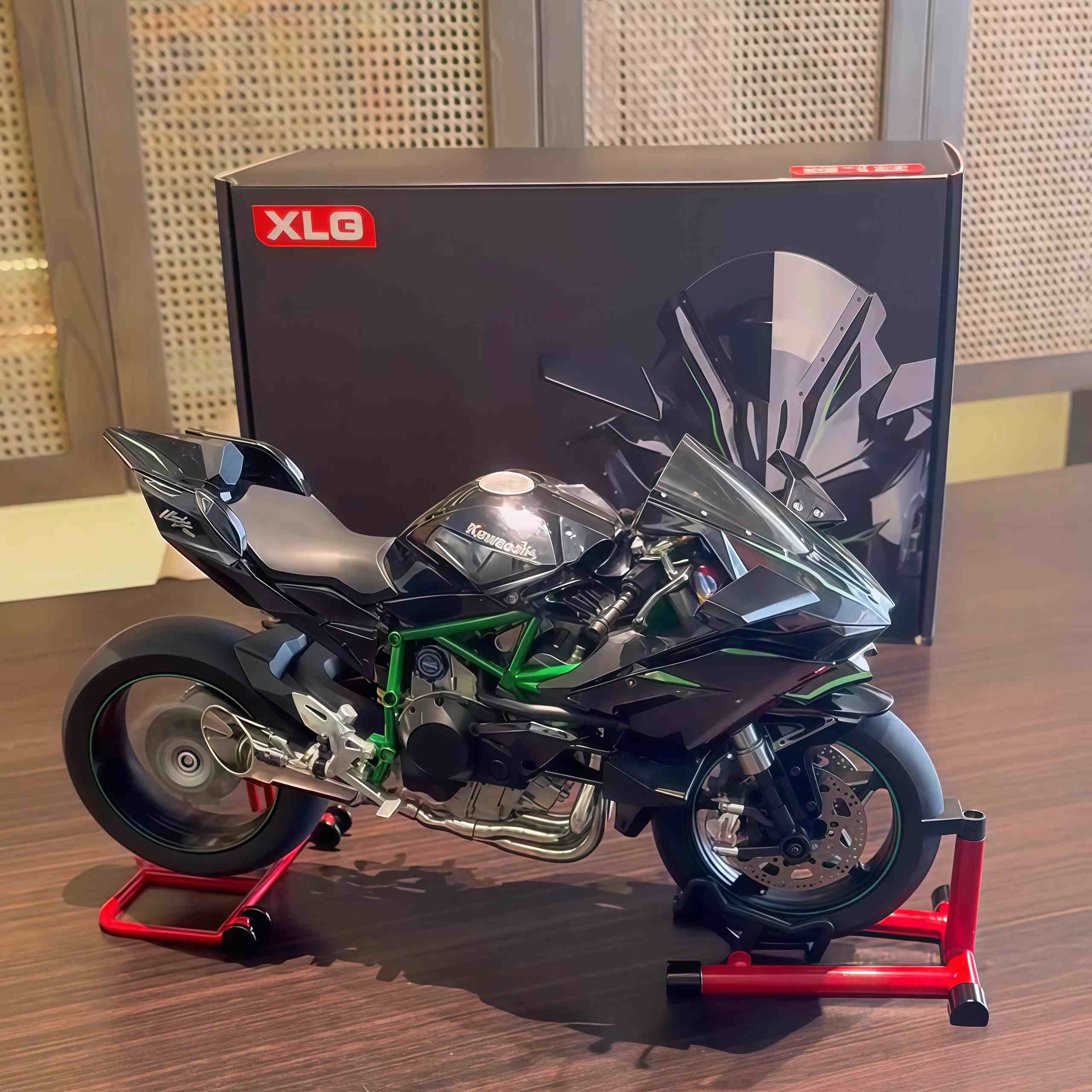 H2R Motorcycle Model With Engine Startup, Throttle Control, And Exhaust Spray Simulation, Die-Cast Bike, Ideal Gift For Men