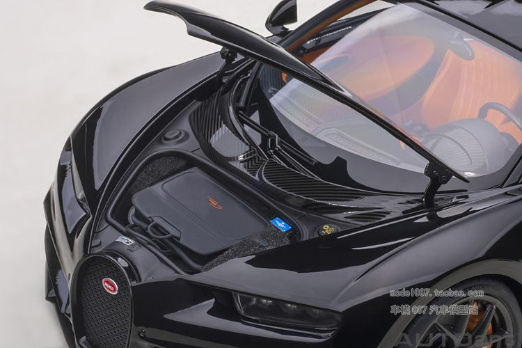 1:18 Limited Edition Bugatti Chiron Track Edition Alloy Car Model Collection