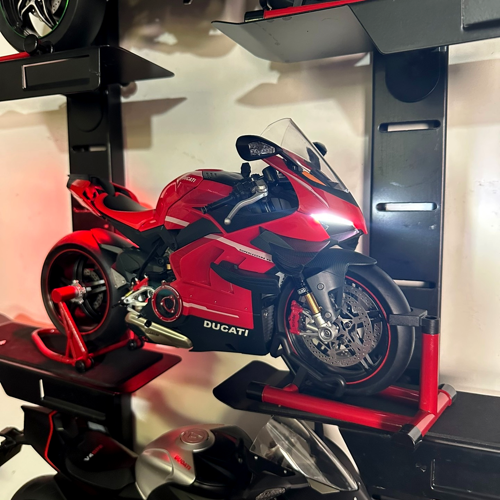 1:6 Ducati V4 dynamic ultra-light full carbon model