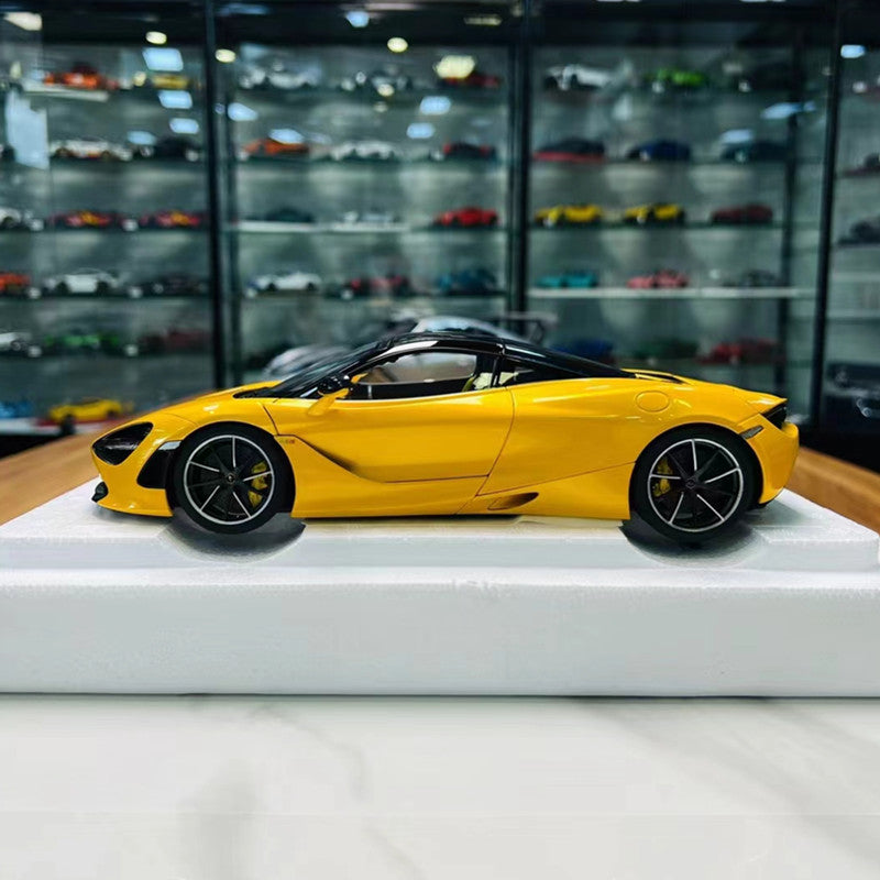 1:18 720S McLaren yellow car model