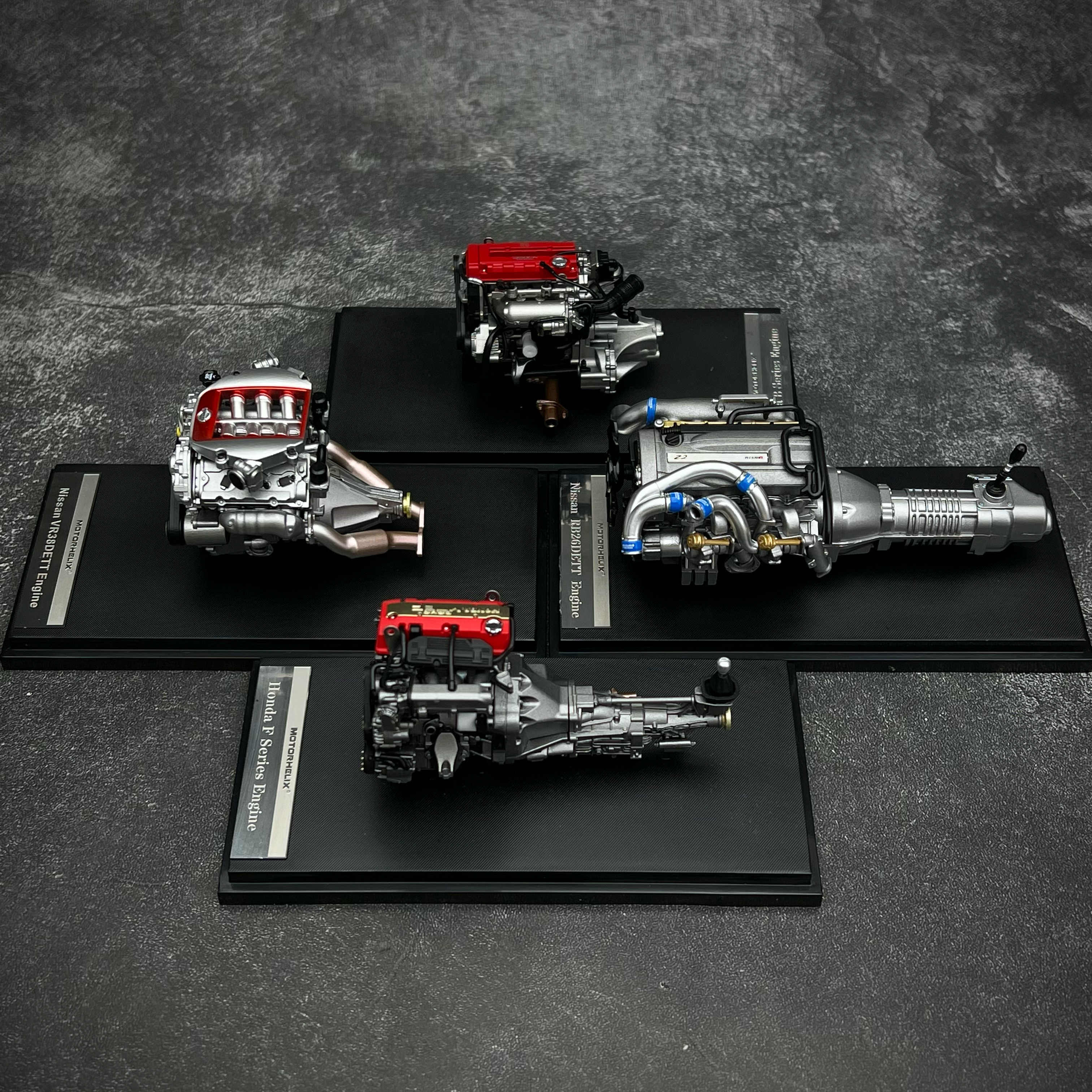 MH 2024 HEC Exhibition Limited Edition 1/18 Scale Engine Car Model