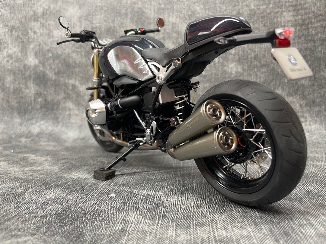 1/9 BMW R Nine T